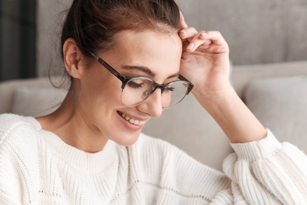 wybór odpowiednich marek oprawek okularowych może być trudnym zadaniem, ale warto poświęcić czas na dokładne zapoznanie się z różnymi opcjami dostępnymi na rynku
